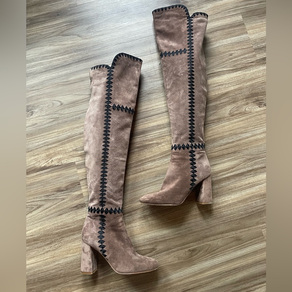 ✨RARE✨ Sigerson Morrison knee high suede boots 🤎